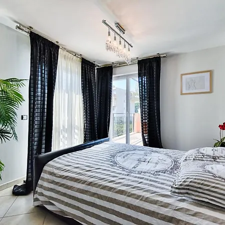 Appartement Happyfew Le Lucia *