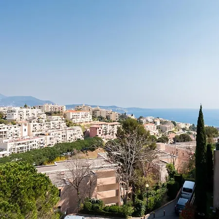 Happyfew Le Lucia * Nice